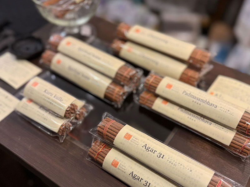 a i , pop up shop 始まりました［ 1月21日～2月4日 ］